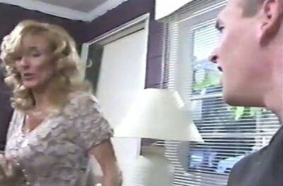 Step mom fucks step son - Usa on vidgratis.com