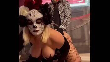 Fucking Milf at Halloween Party on vidgratis.com