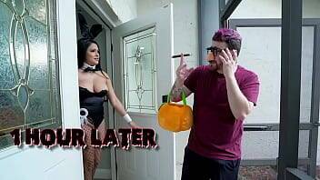 BANGBROS - Halloween Bunny Serena Santos Gives Horny Neighbor Logan Xander The Treat Of His Life on vidgratis.com