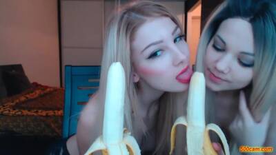2 Nasty Blonde Girls Suck Bananas And Kiss Each Other-500camcom on vidgratis.com