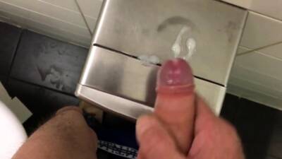 Cumshot Compilation Public Restroom 2018 on vidgratis.com