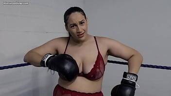 Curvy BBW Boxing in Lingerie on vidgratis.com