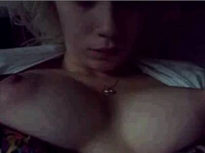Sexy girl at phone with pretty nipples - Russia on vidgratis.com