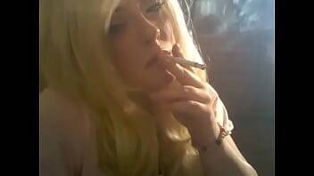 Blonde British MILF Tina Snua Smokes A Menthol Cigarette - Britain on vidgratis.com