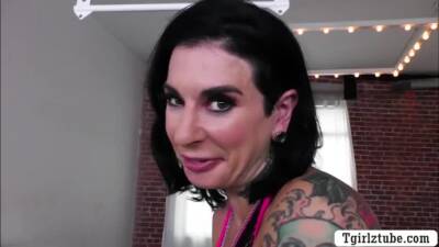 Tattooed milf fucked by super star shemale on vidgratis.com