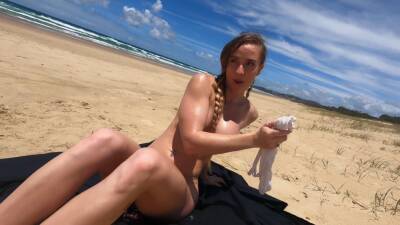 Letting Horny Strangers Watch Me Stuff My Swimsuit In My Ass! On Public Beach on vidgratis.com