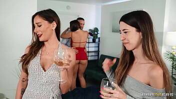Fuck This Dinner Party Up / Brazzers full trailer from http://zzfull.com/op on vidgratis.com