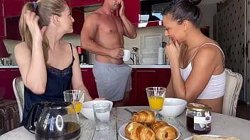 Breakfast With Cayenne Klein And Cassie Del Isla on vidgratis.com
