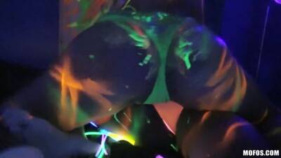 Blacklight Foursome - Madrid - mofos on vidgratis.com