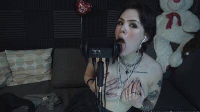 Bella Asmr Boobs - Asmr Collection - Ear Licking on vidgratis.com