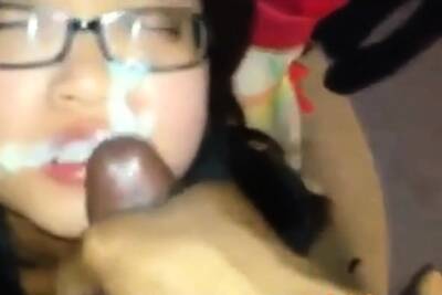 Chinese girl sucking and facial from bbc - China on vidgratis.com