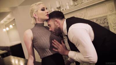 Passionate fucking in the kitchen with stunning blondie Skye Blue on vidgratis.com