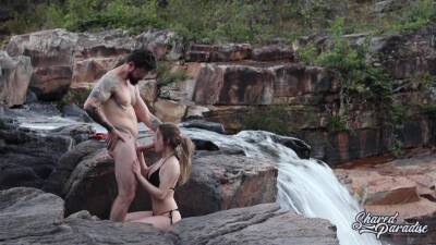 Blonde With Big Natural Breasts Makes Risky Public Sex In A Public Waterfall on vidgratis.com