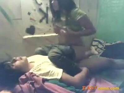 Indian Desi Couple Sextape with Jeans on Venom - India on vidgratis.com