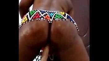 Nice zulu ass porn on vidgratis.com