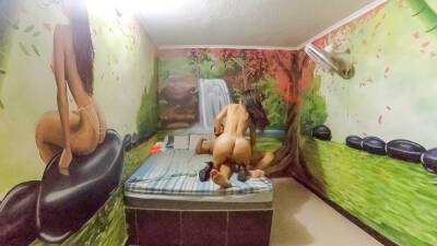 Wild sex in latina jungle house on vidgratis.com