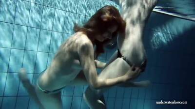 Zuzana And Lucie Underwater Swimming Lesbos on vidgratis.com