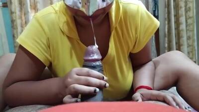 Busty Indian Teen Gives Sloppy Deepthroat - India on vidgratis.com