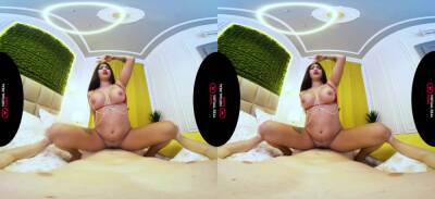 Cream Pie Life in Virtual Reality - Venus afrodita on vidgratis.com