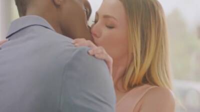 Interracial Kissing Compilation #1 By Bbcelsa on vidgratis.com