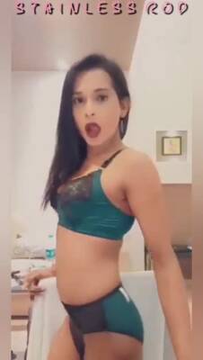 Mumbai Gorgeous Trans Girl 2 xhqA7w8 044013 1462825 on vidgratis.com