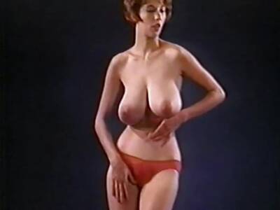 Huge Boobs In Sway - Vintage 60s Dance Tease on vidgratis.com