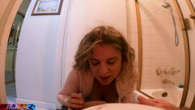 Stepsister Sits On Stepbrothers Dick In The Bathroom - Usa on vidgratis.com