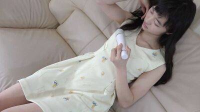 Petite Japanese amateur teen gets drilled to creampie - Japan on vidgratis.com