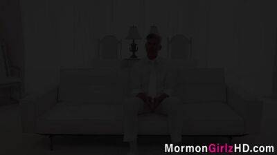 Mormon teen creampied on vidgratis.com