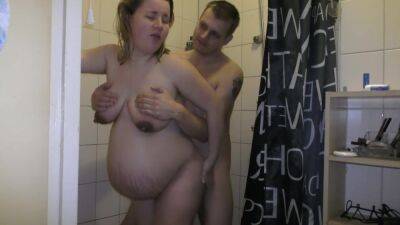 38 weeks pregnant showering, sex and cumshot on tits - Big tits on vidgratis.com