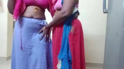 Indian Tamil Aunty Lesbian Romance Show - India on vidgratis.com