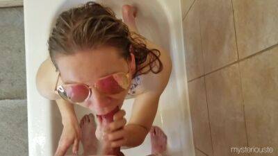 Hot Blonde Takes Facial In Shower on vidgratis.com