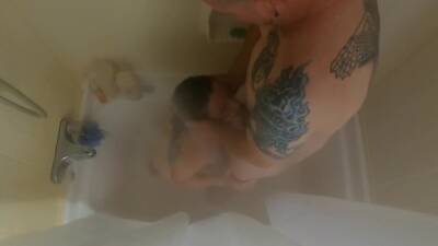 Catches Cheating Whore Drinking Neighbors Piss And Fucking In The Shower. Steamy Hot! on vidgratis.com