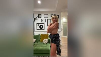 Gabbie Hanna Nude Striptease Porn Video Leaked on vidgratis.com