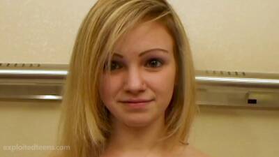 18 Yr Old Blonde Teen With Big Tits Gets Fucked on vidgratis.com