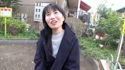 Plump ass unique to a mature woman - Japan on vidgratis.com