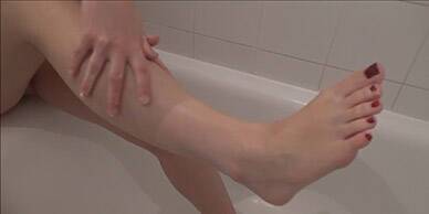 Peas And Pies Feet And Legs Lotion Video on vidgratis.com