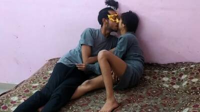 Horny Young Couple Engaged In Real Rough Hard Sex - India on vidgratis.com