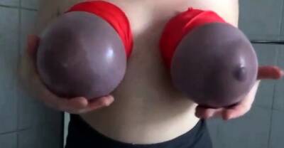 Slap them purple titties! on vidgratis.com