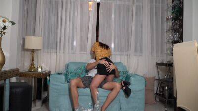 Submissive Brazilian Babe Fucks A Stranger On A Sofa - Brazil on vidgratis.com