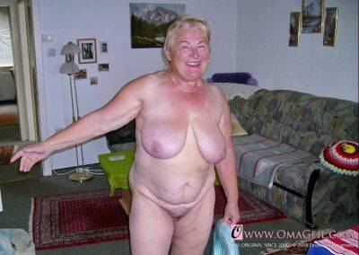 OMAGEIL Old Amateur Granny Pictures Collected Everywhere - Mature on vidgratis.com