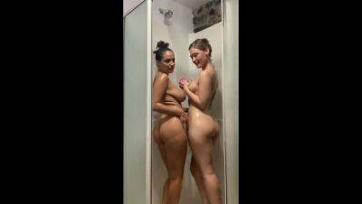 Two sluts fuck in the shower part 1 on vidgratis.com