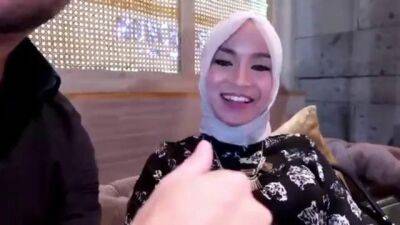 Dating with the Indonesian Muslim - Indonesia on vidgratis.com