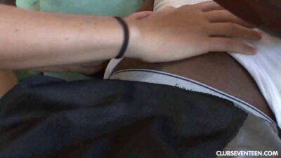 Chubby teen working out a BBC on vidgratis.com