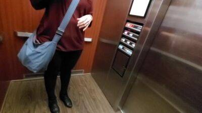 Cuckold - Wife meets with new bull in hotel, goes bareback on vidgratis.com