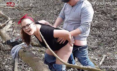 MyDirtyHobby - Big ass curvy teen gets an outdoor creampie in the woods on vidgratis.com