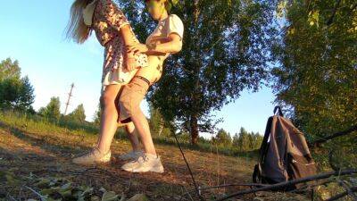 Sex With Russian Teen In The Woods - Russia on vidgratis.com