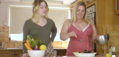 Amatur And Blonds Curvy Hairy Lesbian And Busty Plumper Fuck In The Kitchen on vidgratis.com