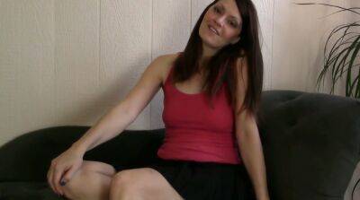 She loves to talk dirty and act naughty and her horniness is out of control on vidgratis.com
