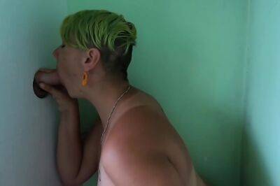 Cock Sucking Through Gloryhole And Swallow 4 Min on vidgratis.com